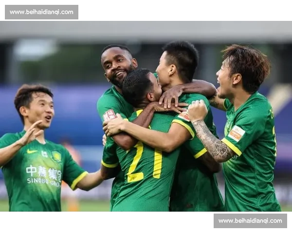 老马识途国安旧将回归，赛场重逢令人唏.